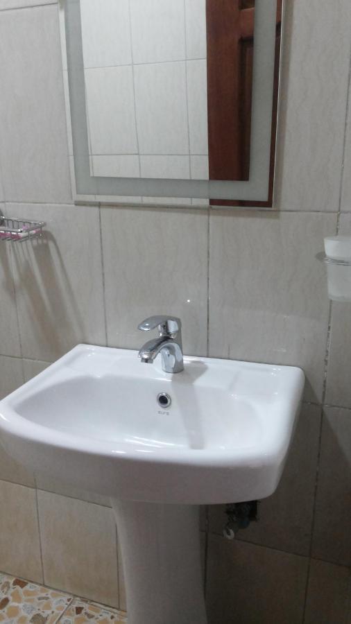 Rock Shadow Hotel Koboko Ngoại thất bức ảnh