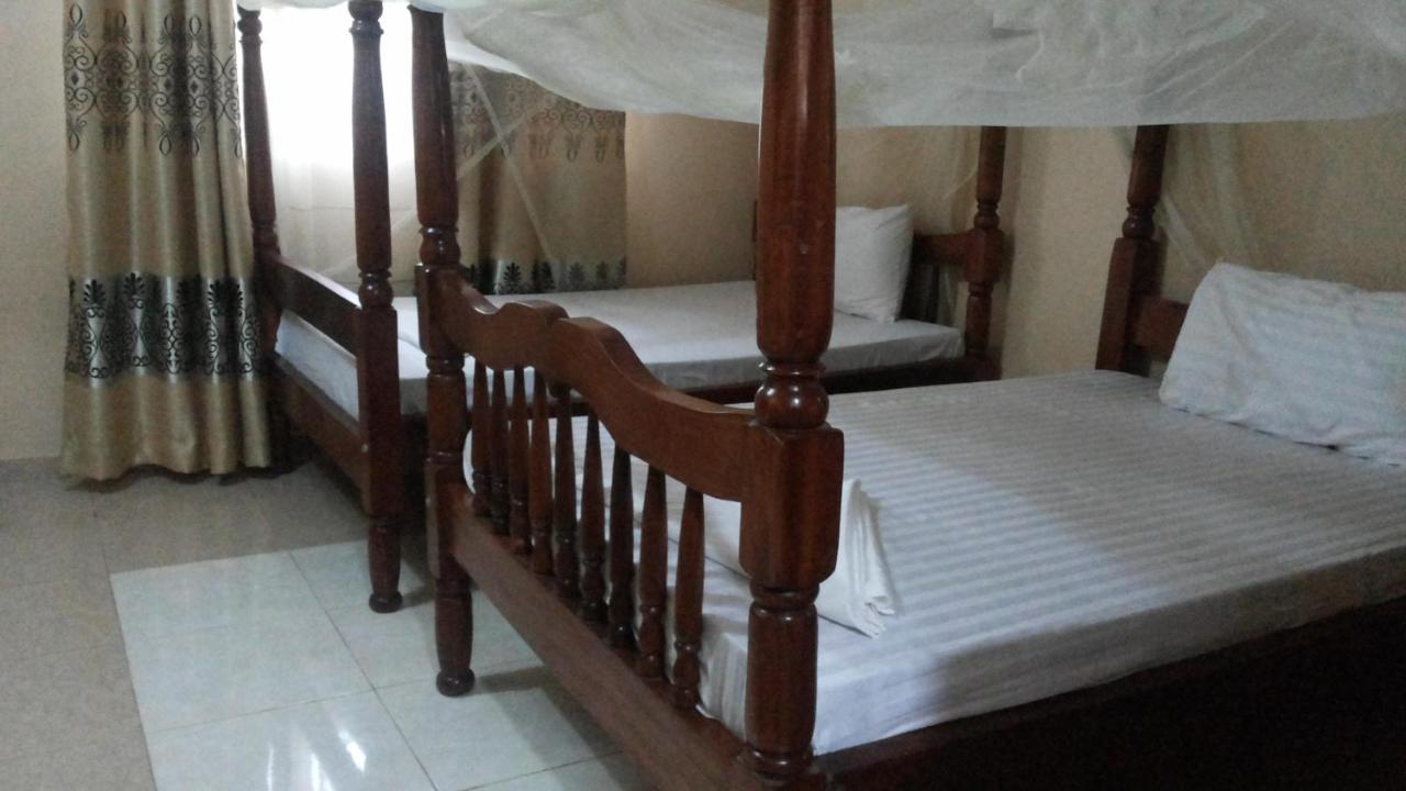 Rock Shadow Hotel Koboko Ngoại thất bức ảnh