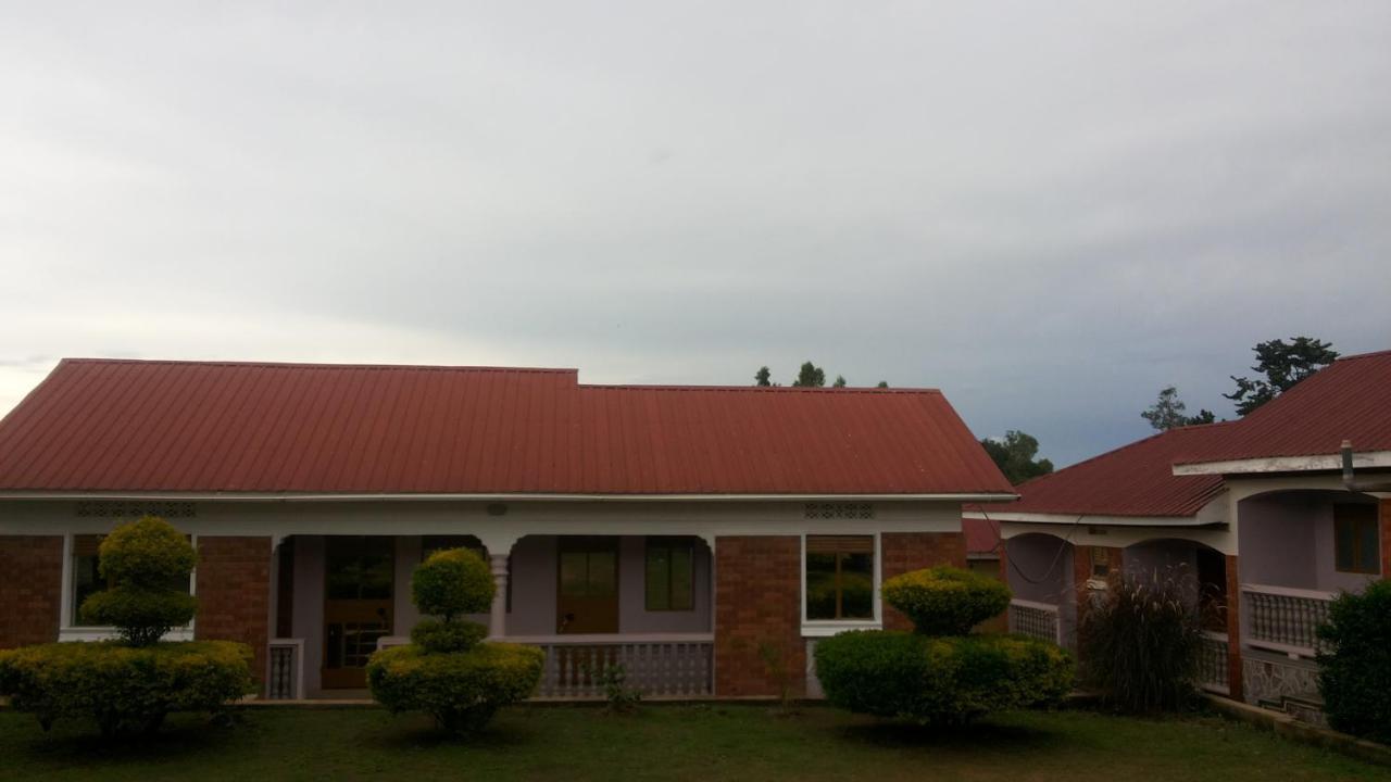 Rock Shadow Hotel Koboko Ngoại thất bức ảnh