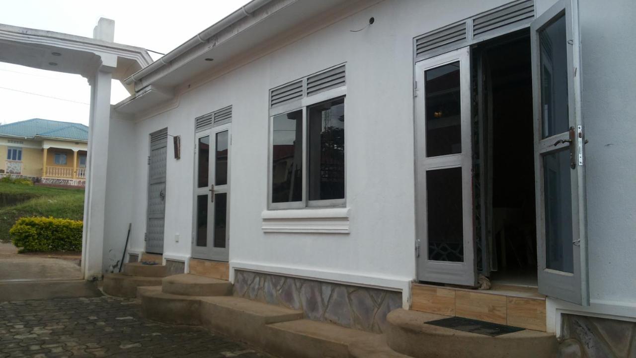Rock Shadow Hotel Koboko Ngoại thất bức ảnh
