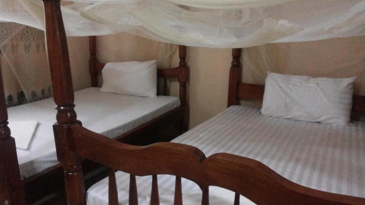 Rock Shadow Hotel Koboko Ngoại thất bức ảnh