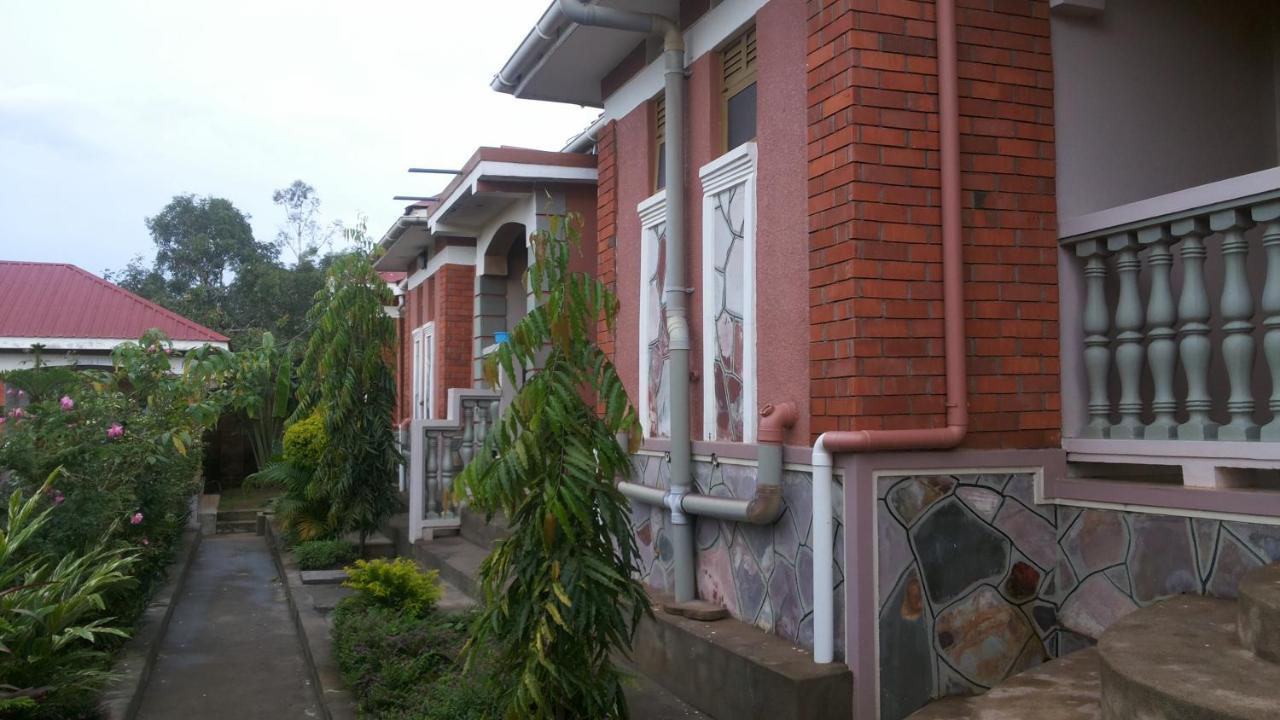 Rock Shadow Hotel Koboko Ngoại thất bức ảnh